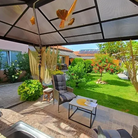 Dom Zaharievi * Byala (Varna)