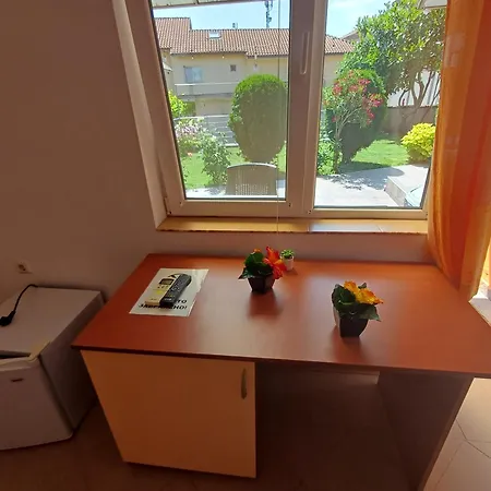 Guest house Dom Zaharievi *