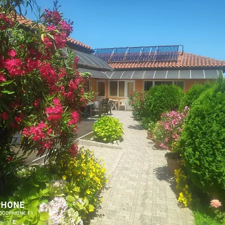 Dom Zaharievi * Byala (Varna)